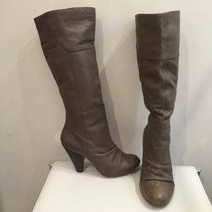 Aldo Distressed Taupe Grey Leather Boots Wood Heel